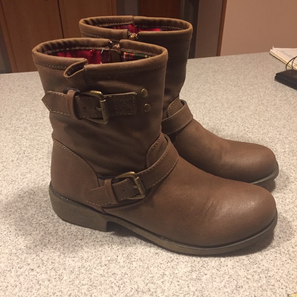 Diba boots